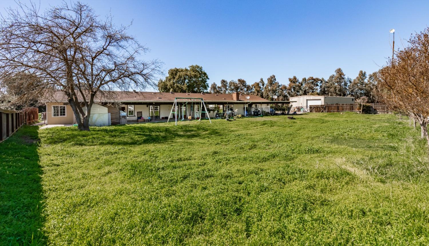 16993 Jennifer Ct, Madera, CA 93636