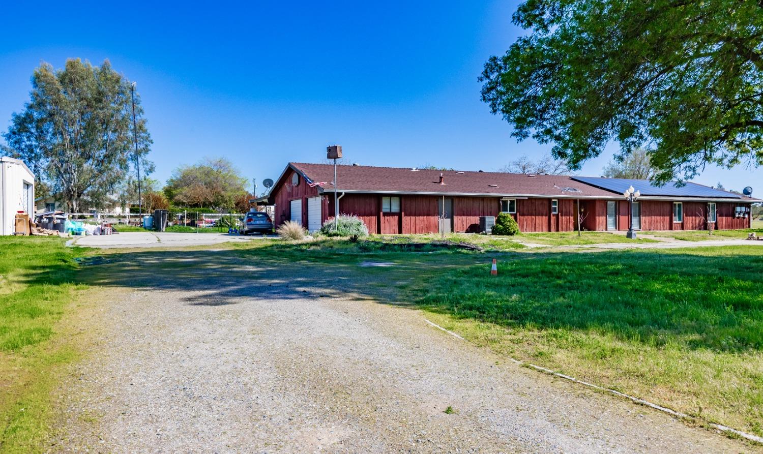 16993 Jennifer Ct, Madera, CA 93636