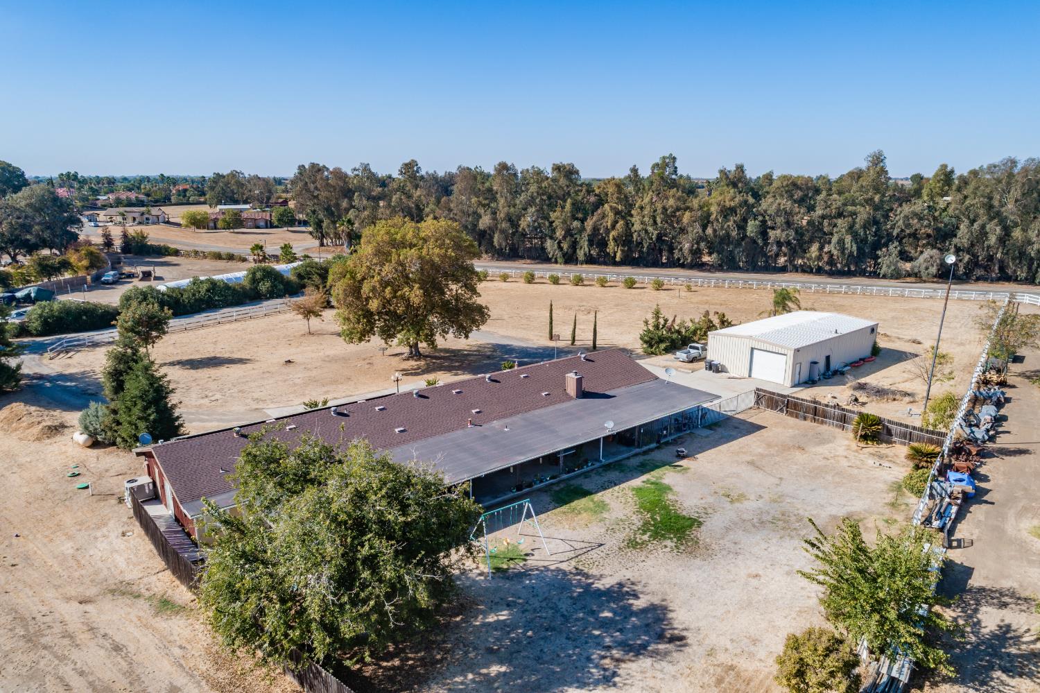 16993 Jennifer Ct, Madera, CA 93636