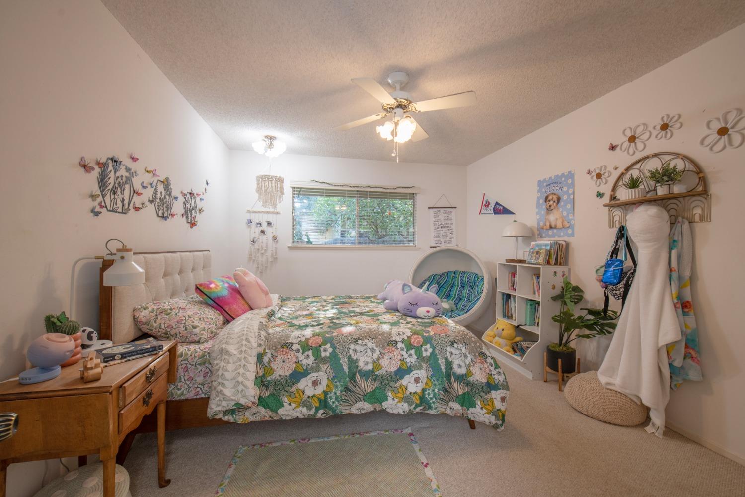 1387 W Sample Way, Fresno, CA 93711