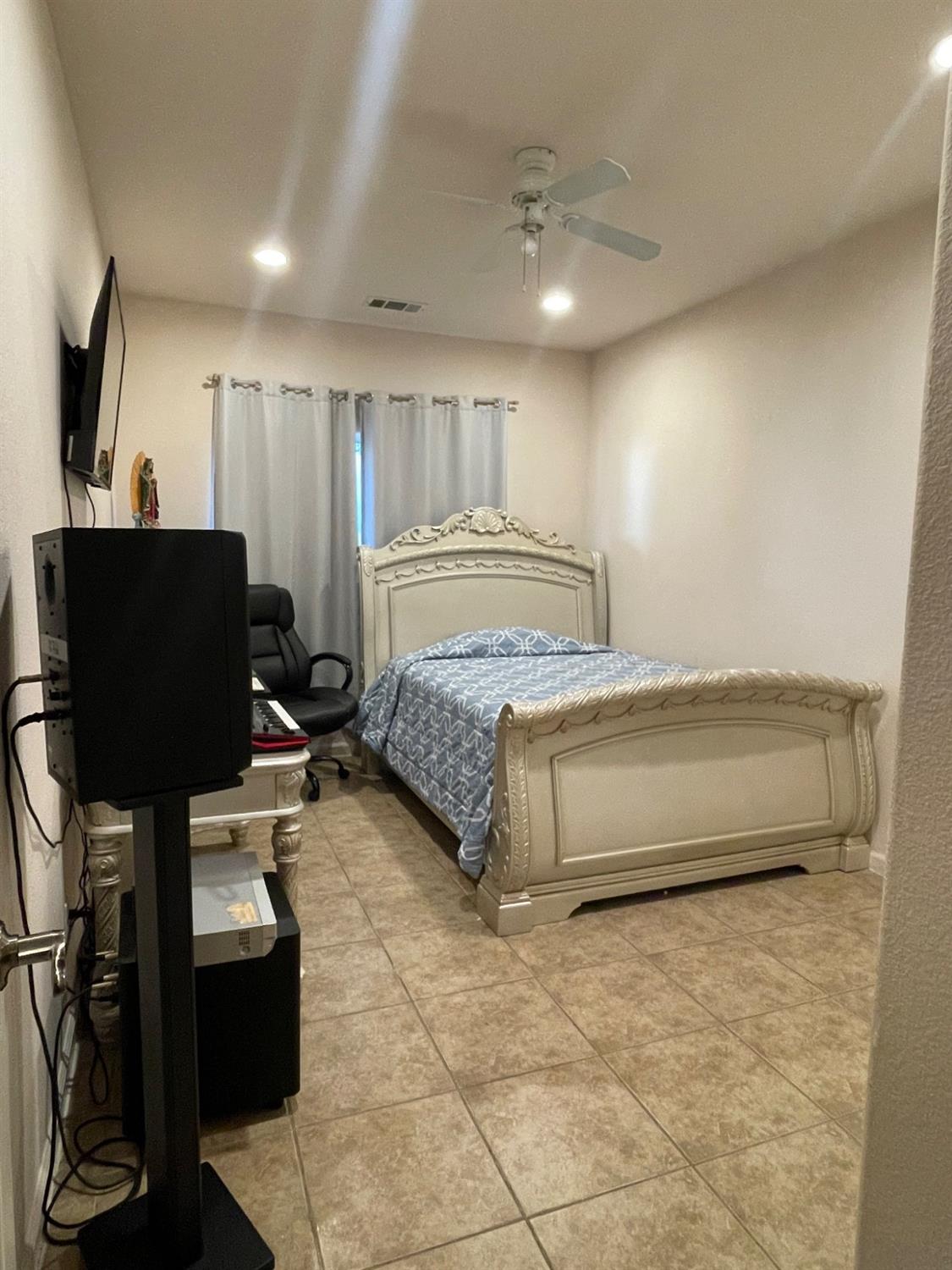 255 Birchwood, Los Banos, CA 93635