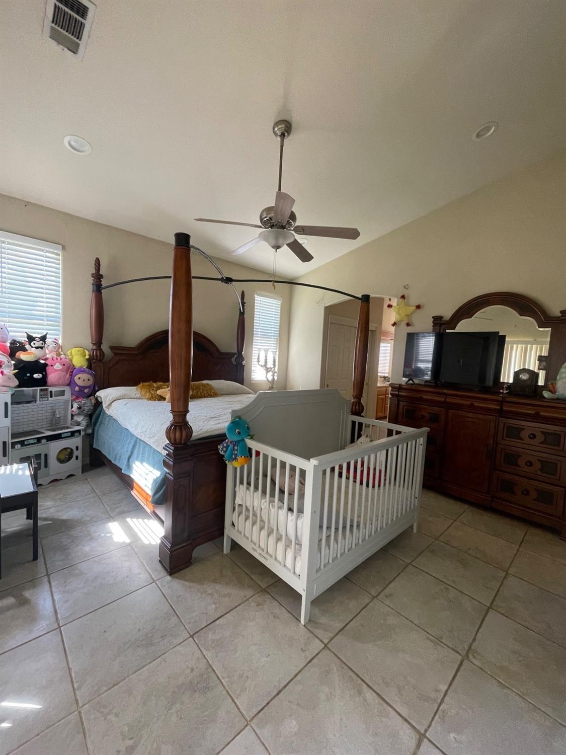 255 Birchwood, Los Banos, CA 93635