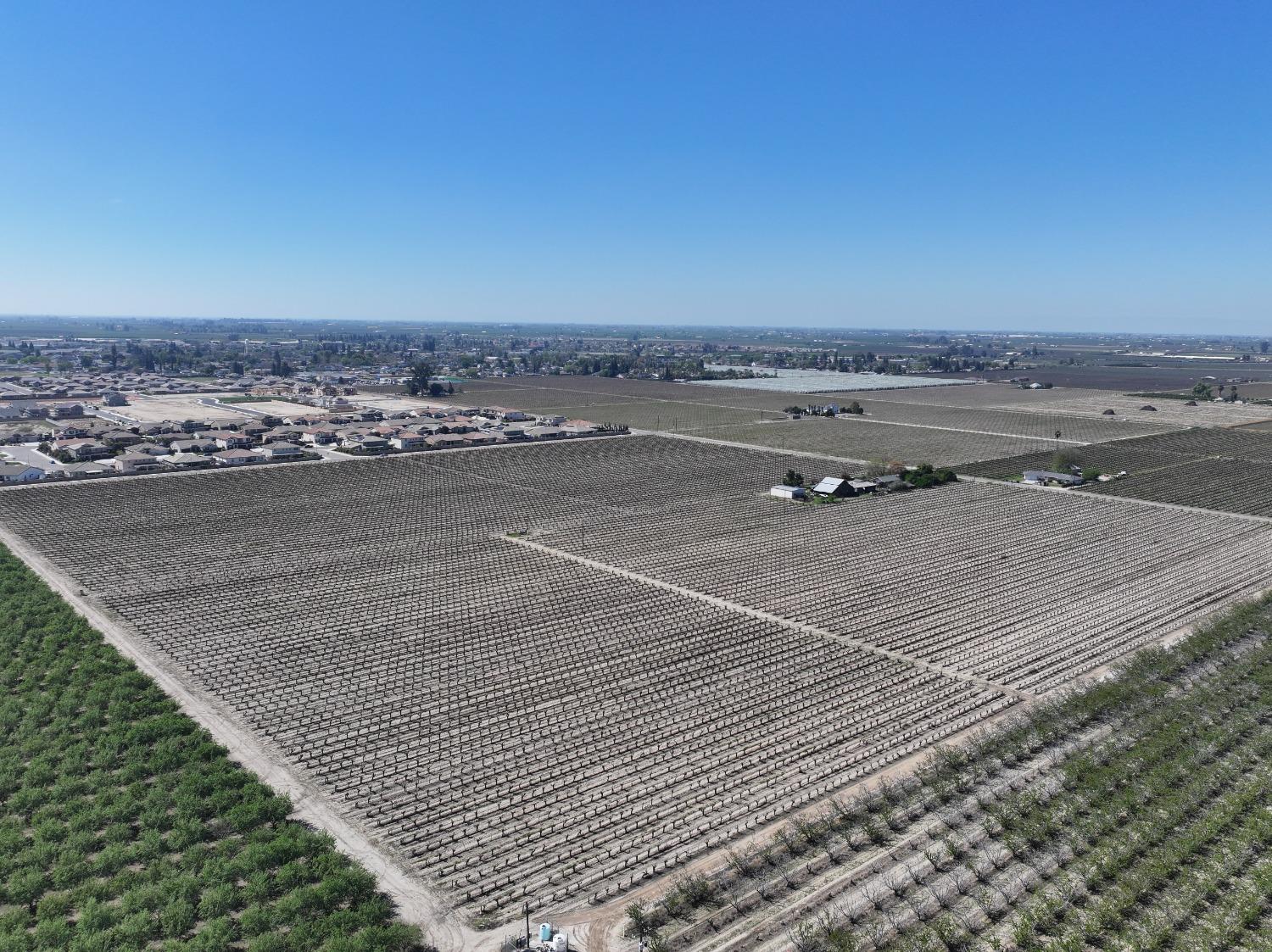 6350 S Armstrong Ave, Fowler, CA 93625