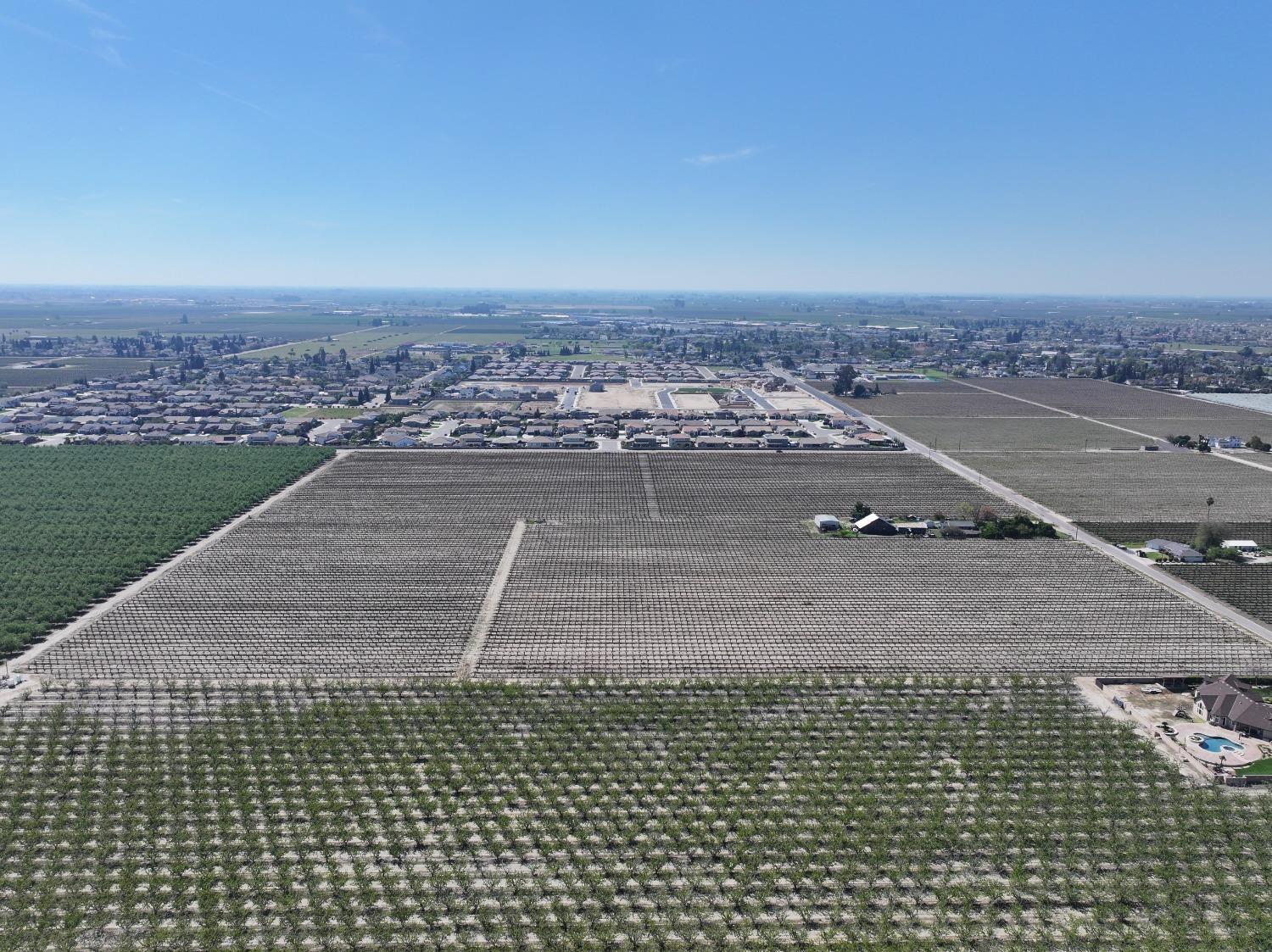 6350 S Armstrong Ave, Fowler, CA 93625