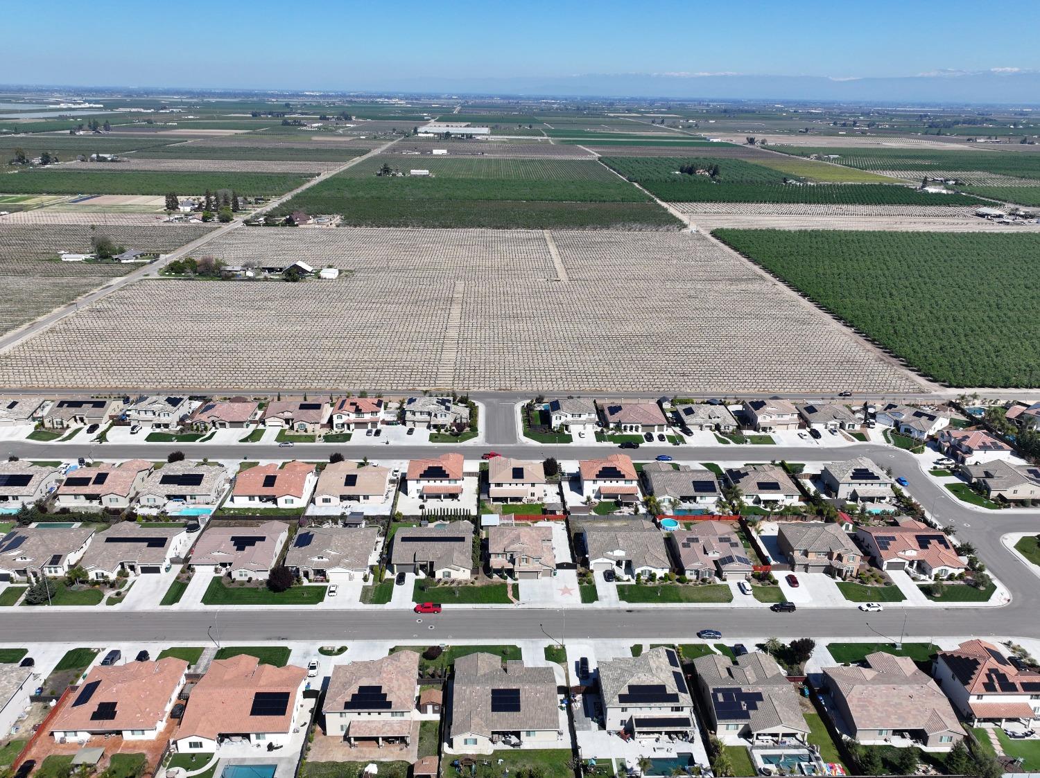 6350 S Armstrong Ave, Fowler, CA 93625