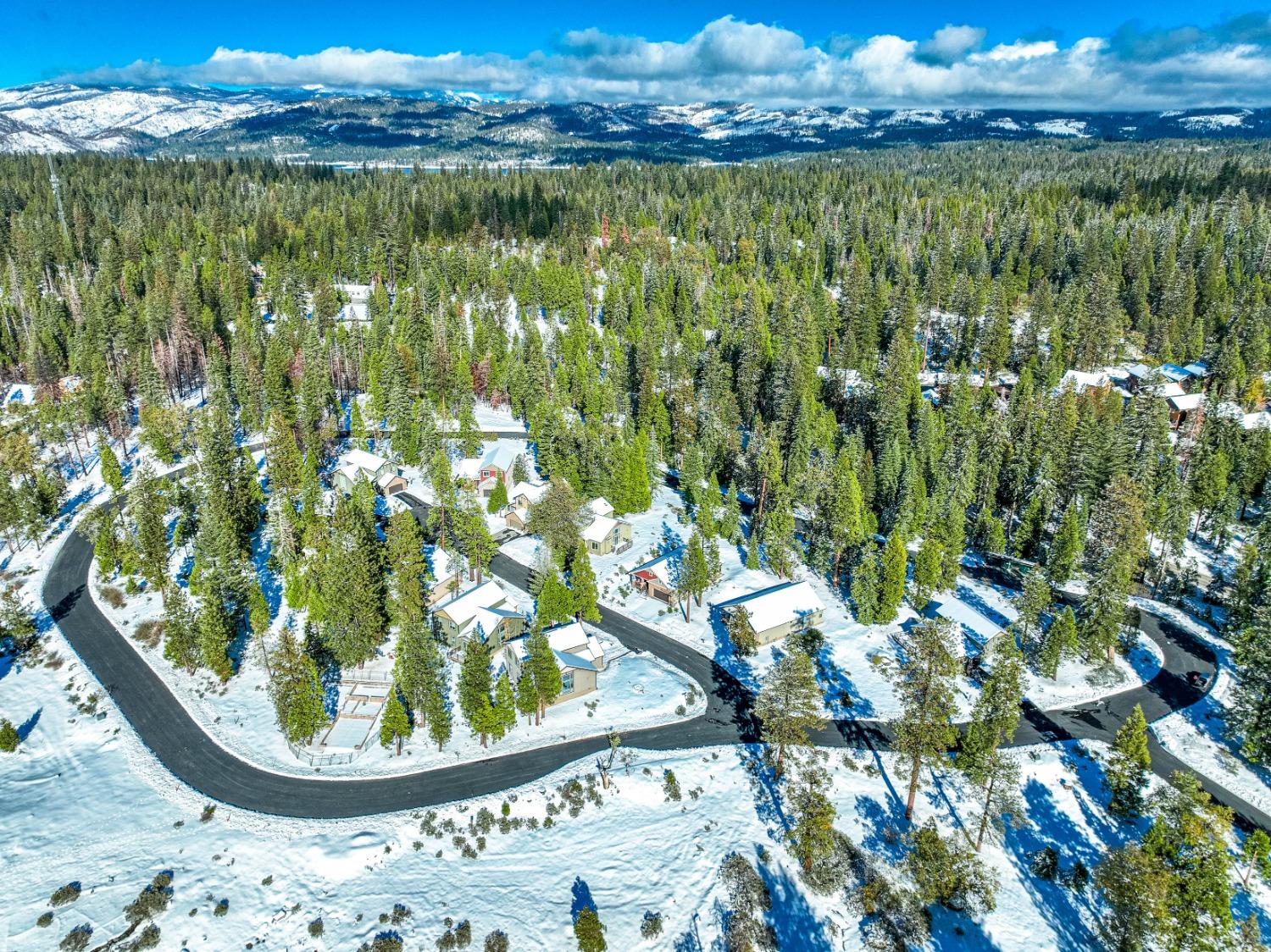 39553 Sunrock Ln #27, Shaver Lake, CA 93664