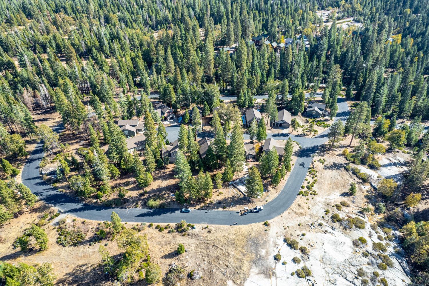 39553 Sunrock Ln #27, Shaver Lake, CA 93664