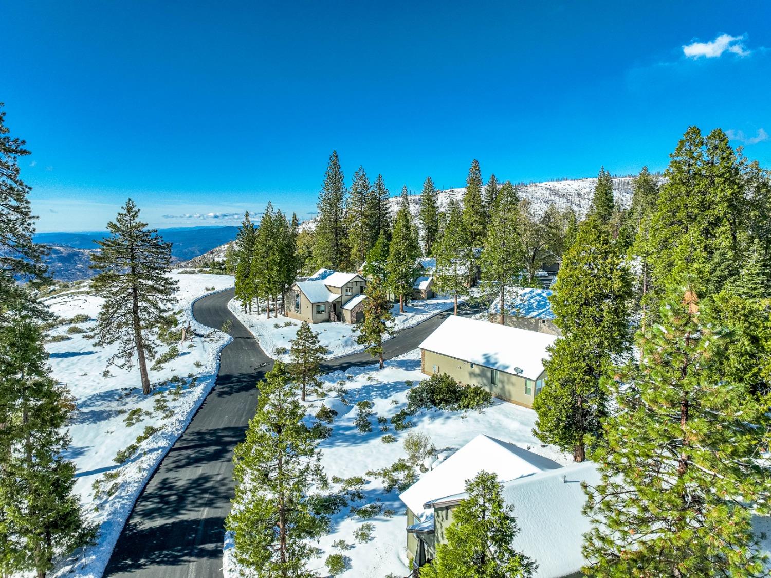 39553 Sunrock Ln #27, Shaver Lake, CA 93664