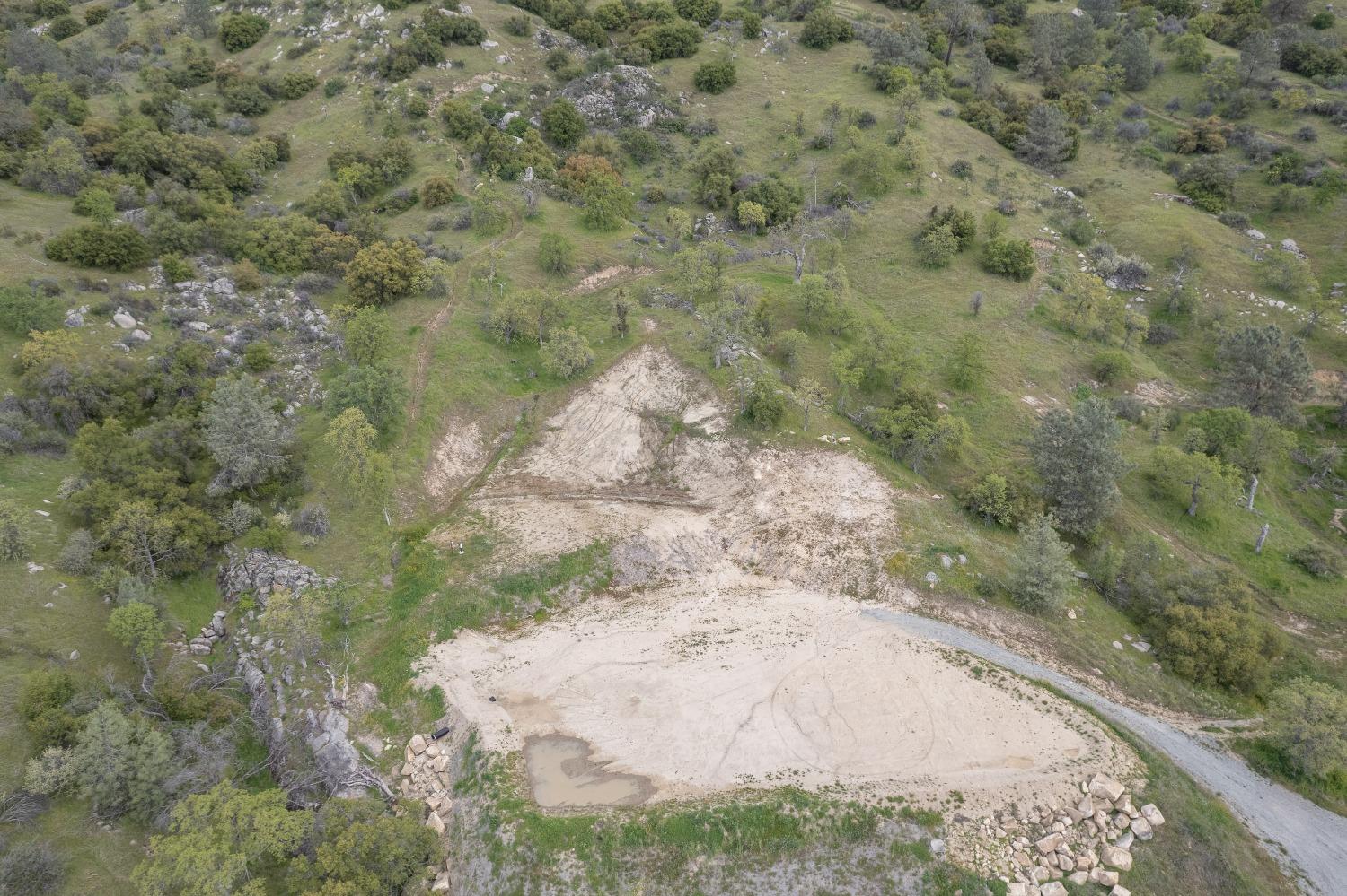 0 00 Aunt Julia, Auberry, CA 93602