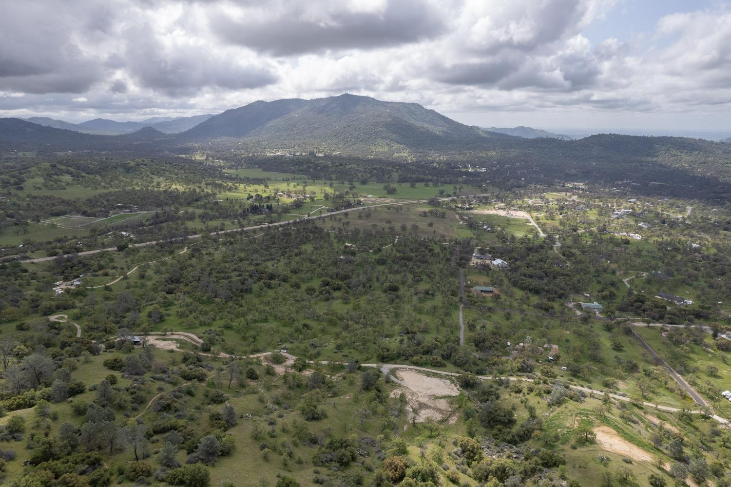 0 00 Aunt Julia, Auberry, CA 93602