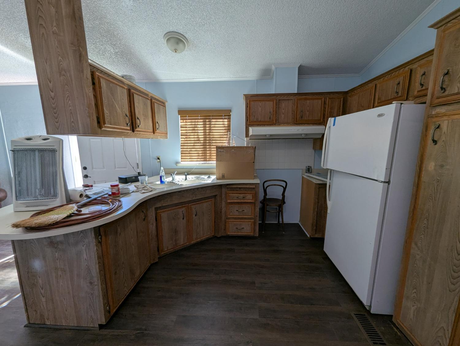 45288 Sand Creek Rd, Yokuts Valley, CA 93675