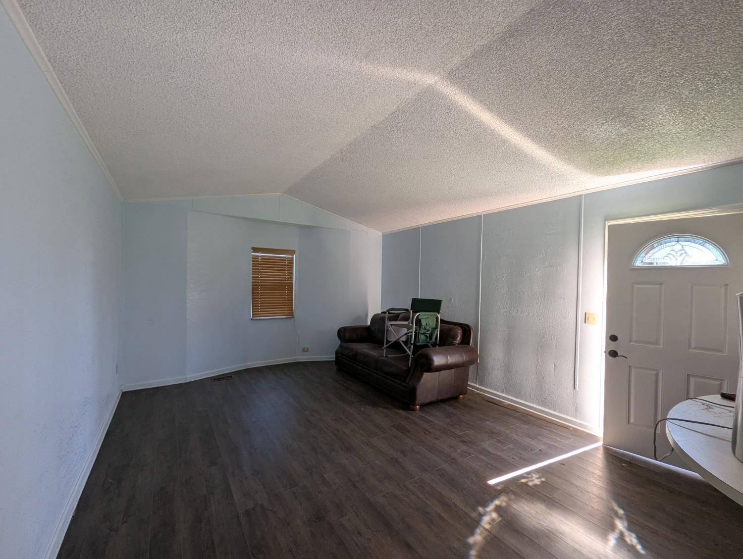 45288 Sand Creek Rd, Yokuts Valley, CA 93675