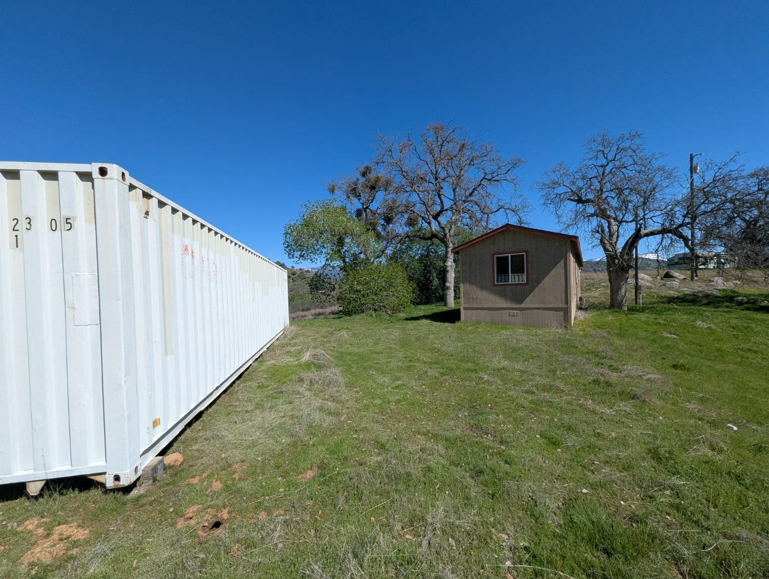 45288 Sand Creek Rd, Yokuts Valley, CA 93675