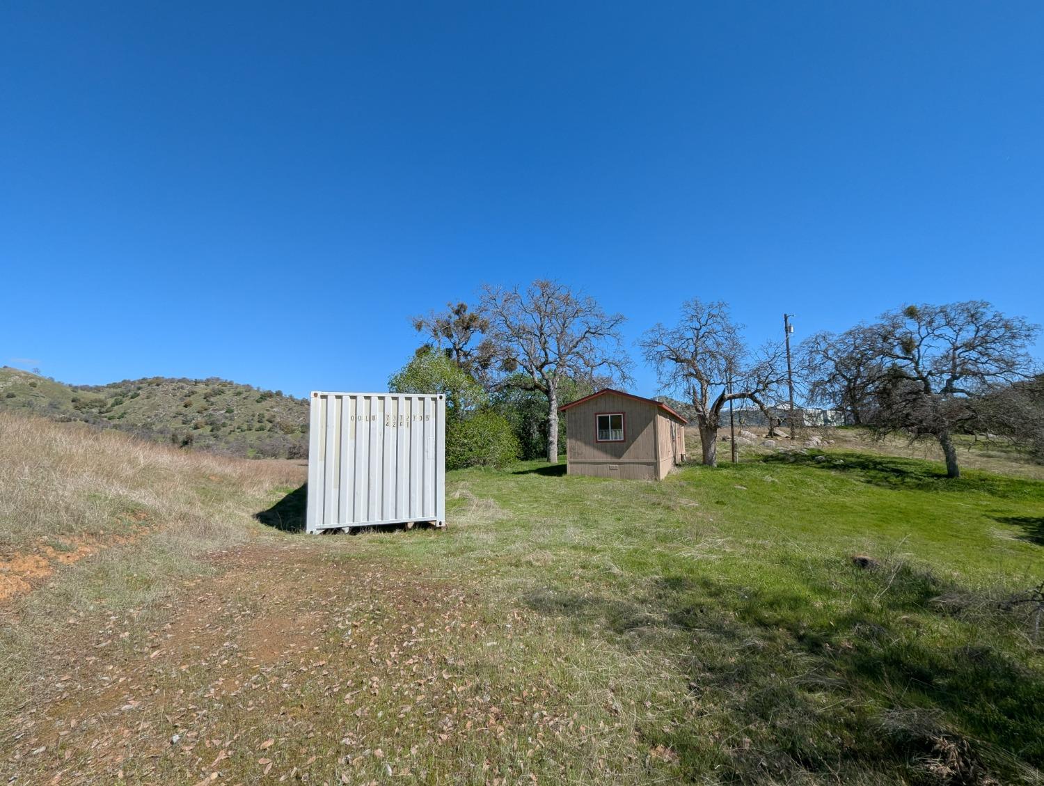 45288 Sand Creek Rd, Yokuts Valley, CA 93675