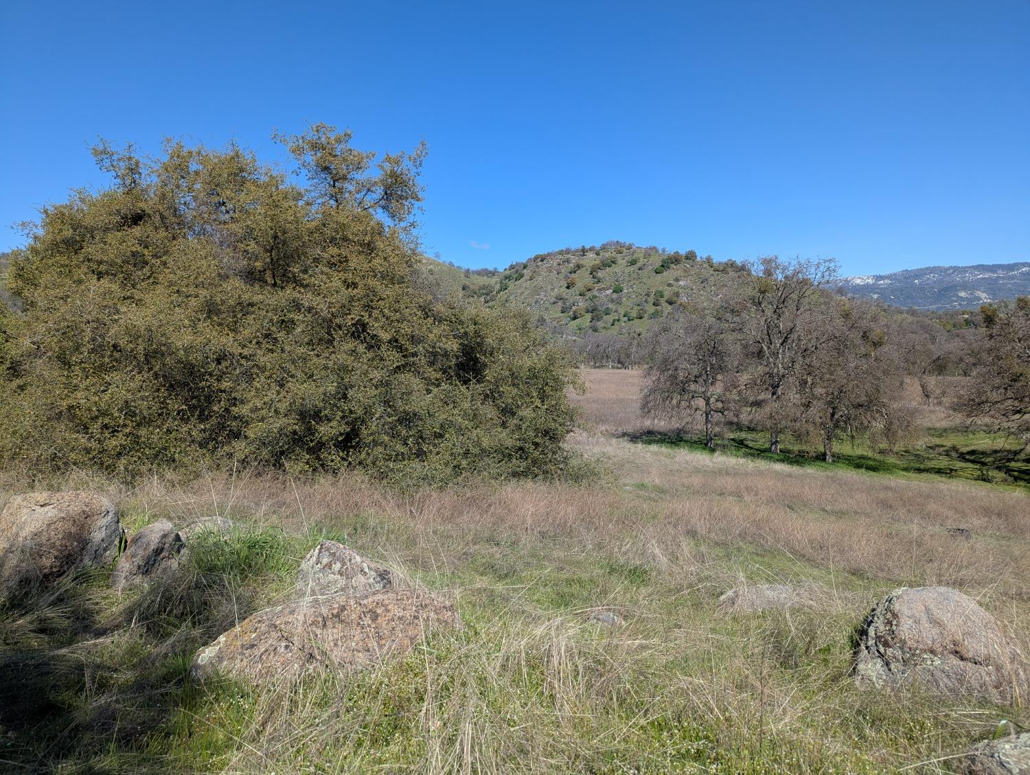 45288 Sand Creek Rd, Yokuts Valley, CA 93675