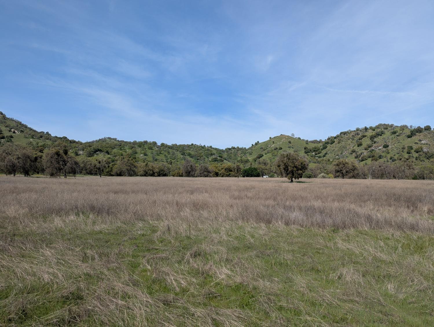 45288 Sand Creek Rd, Yokuts Valley, CA 93675