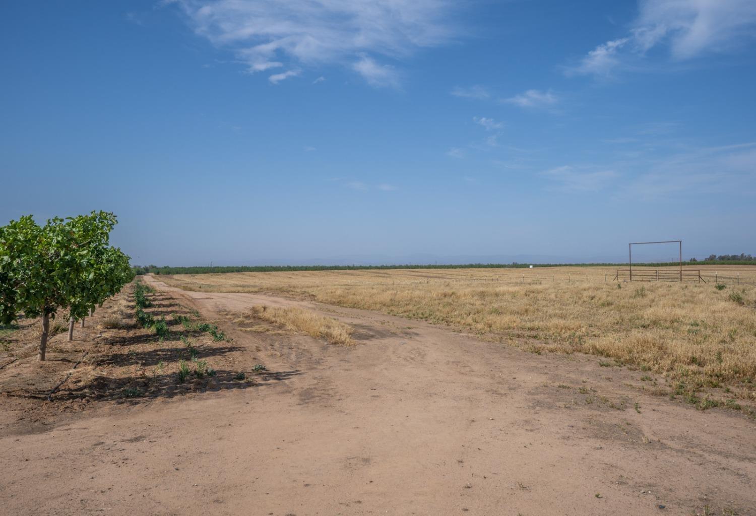 14155 Buchanan Hollow, Le Grand, CA 95333