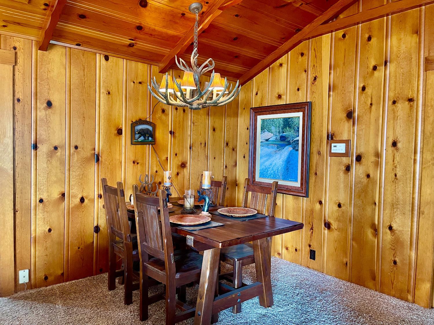 39121 Lake Drive, Bass Lake, CA 93604