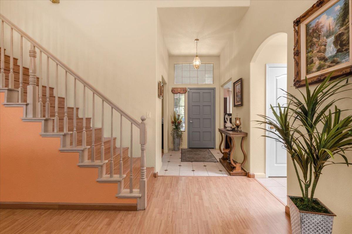 6305 N Marty Ave, Fresno, CA 93711