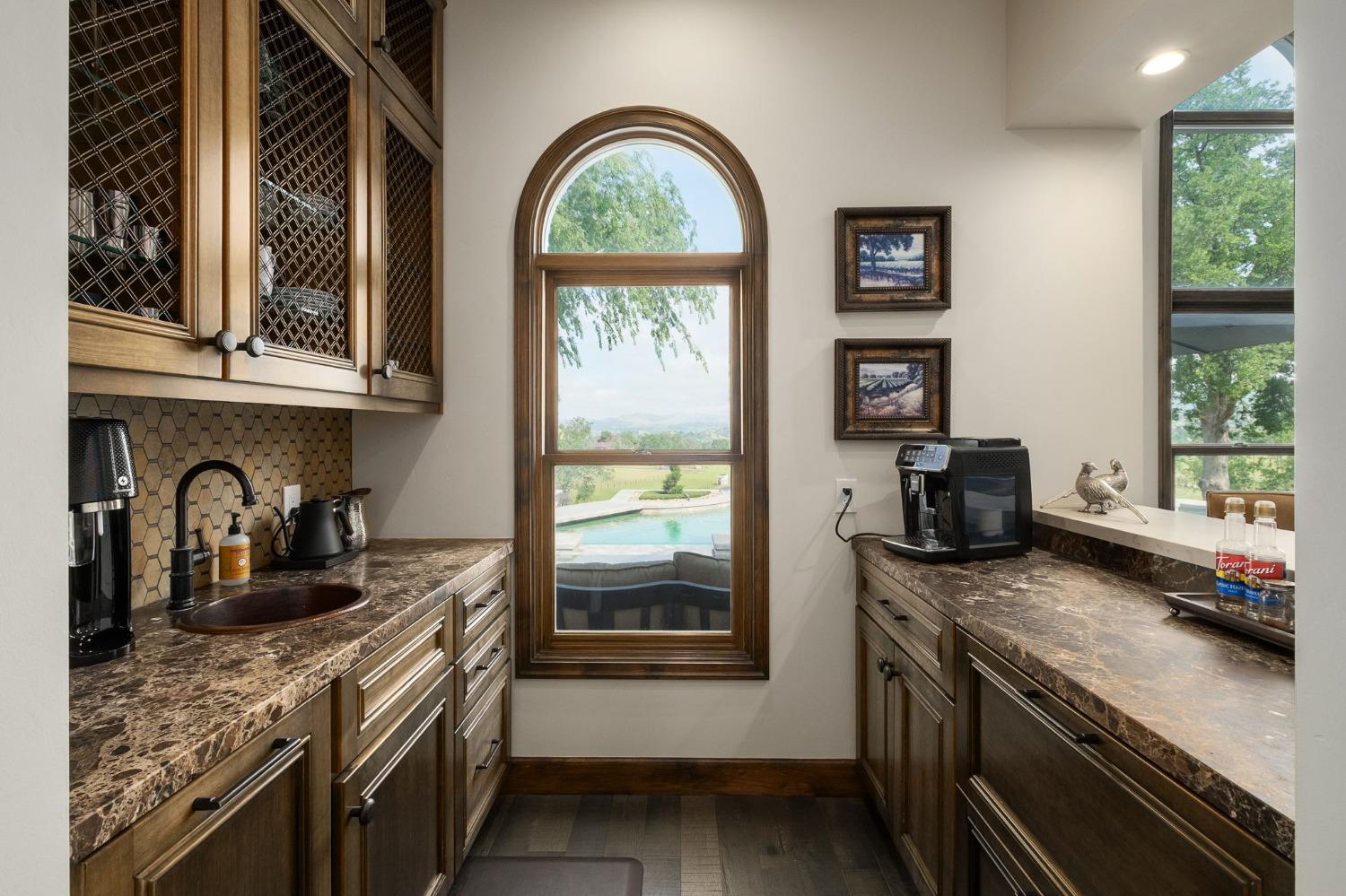 17159 Coyote Pass Ln, Clovis, CA 93619