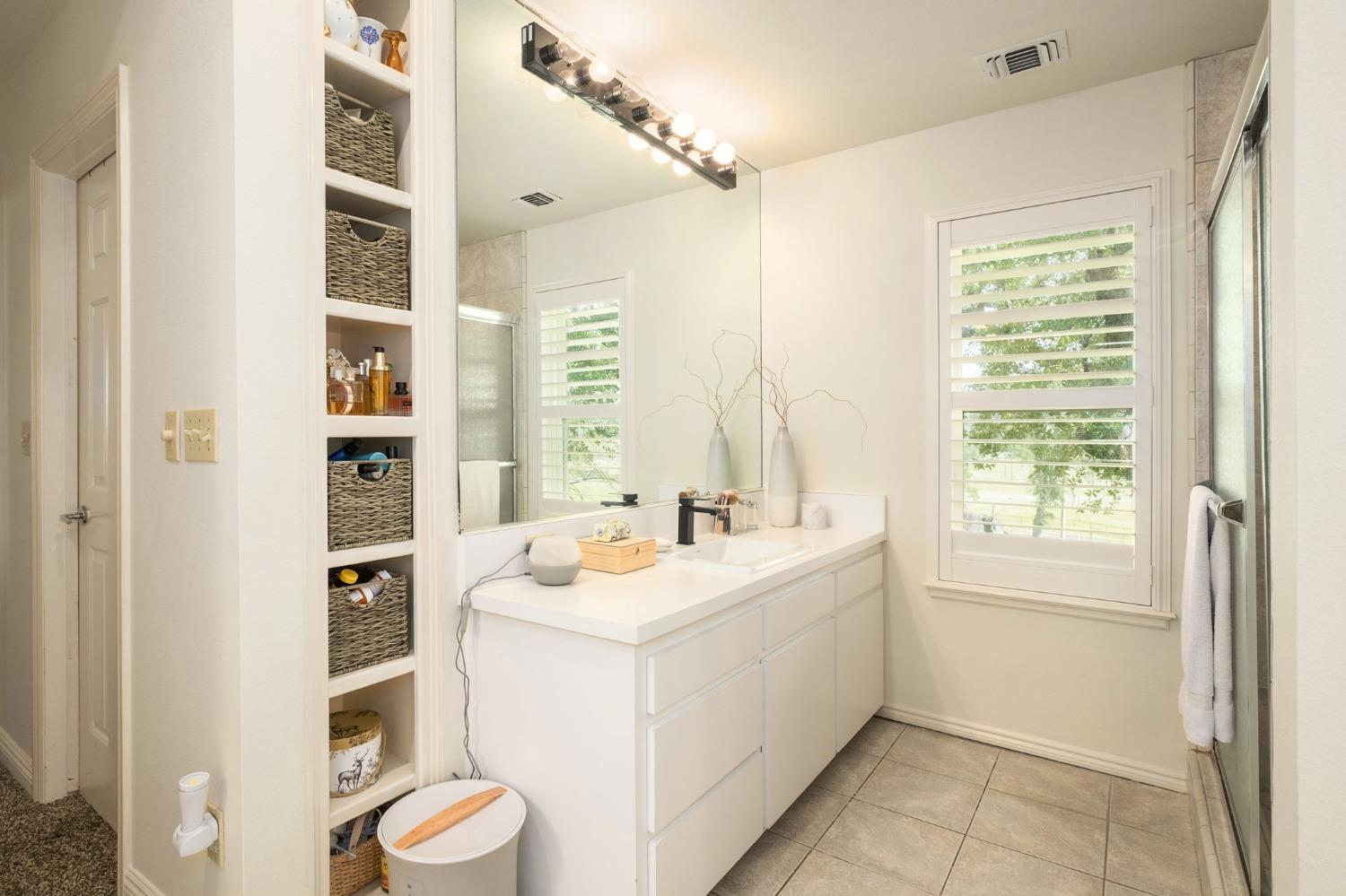 17159 Coyote Pass Ln, Clovis, CA 93619