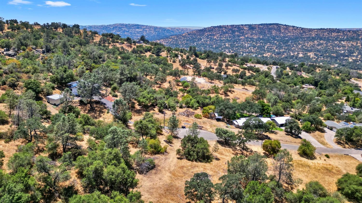 1812 Sentinel Ct, Coarsegold, CA 93614