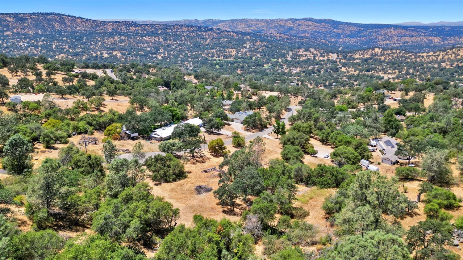 1812 Sentinel Ct, Coarsegold, CA 93614