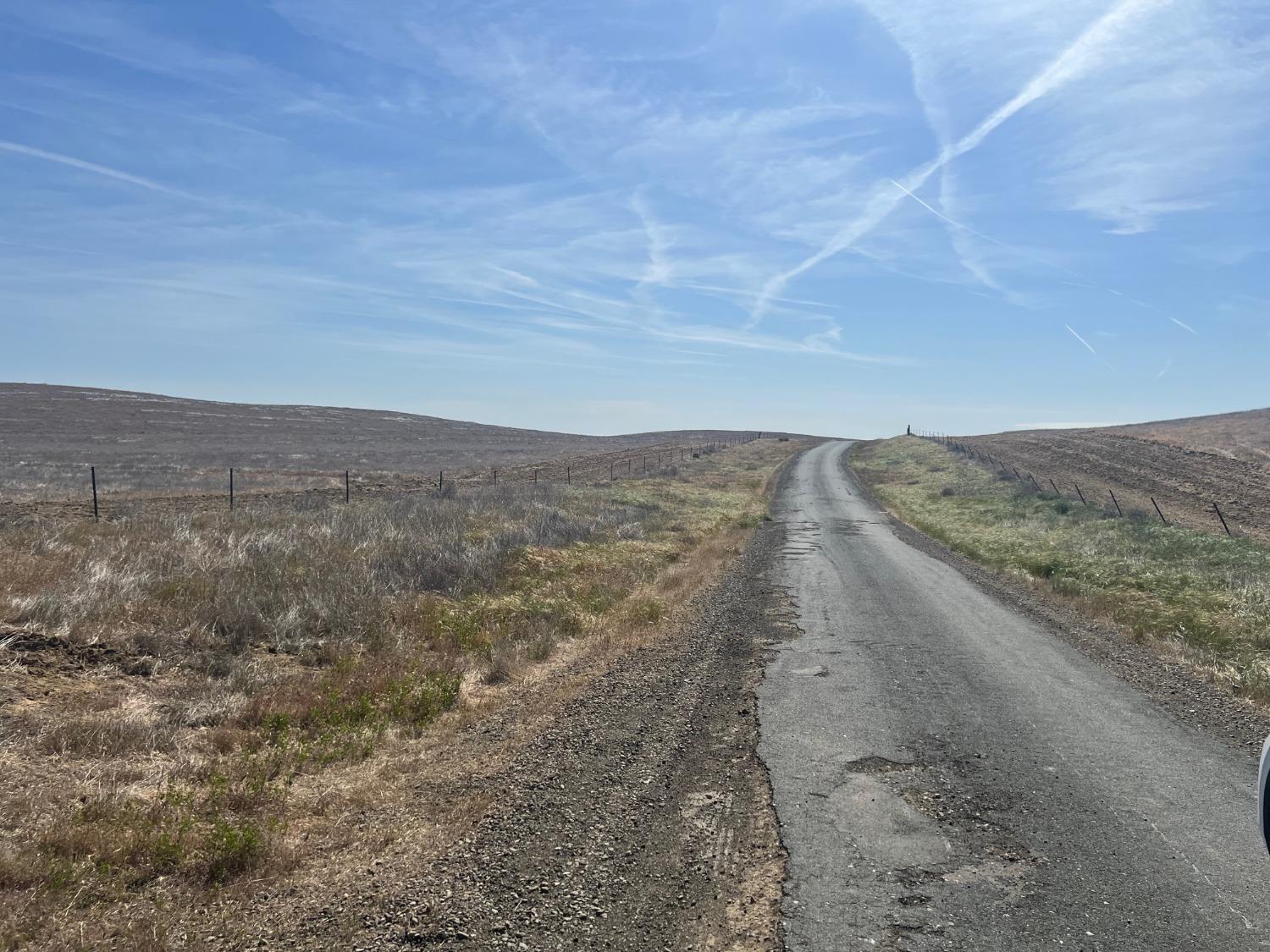 85 Highway 33, Avenal, CA 93204