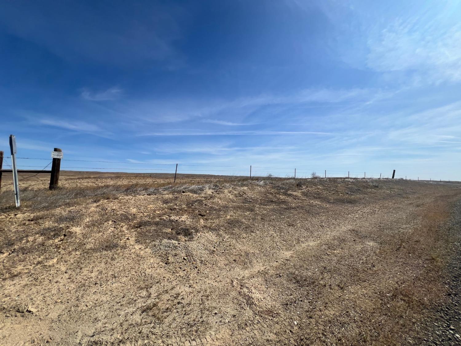 51 Highway 33, Kettleman City, CA 93239