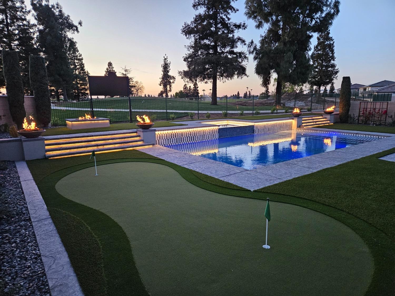 11417 N Portofino Dr, Fresno, CA 93730