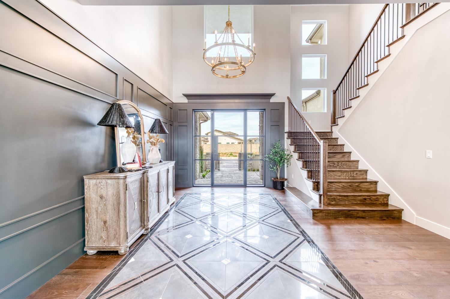 11417 N Portofino Dr, Fresno, CA 93730