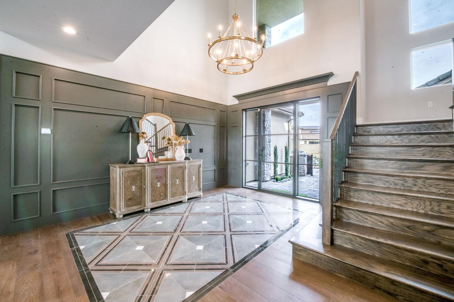 11417 N Portofino Dr, Fresno, CA 93730