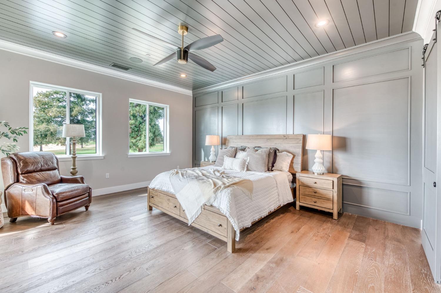 11417 N Portofino Dr, Fresno, CA 93730