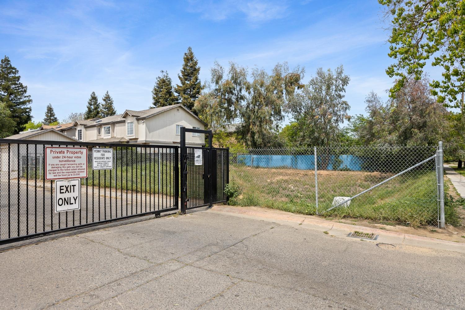 4781 N Polk Ave, Fresno, CA 93722