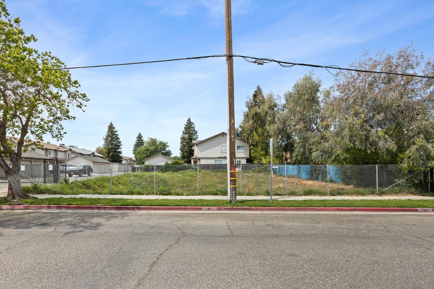 4781 N Polk Ave, Fresno, CA 93722