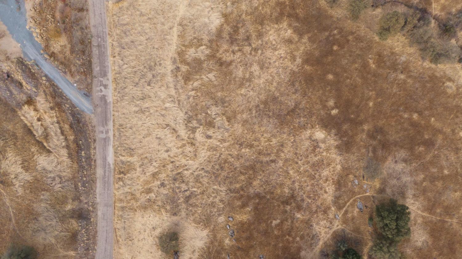 0 0 Feather Ln, Yokuts Valley, CA 93675