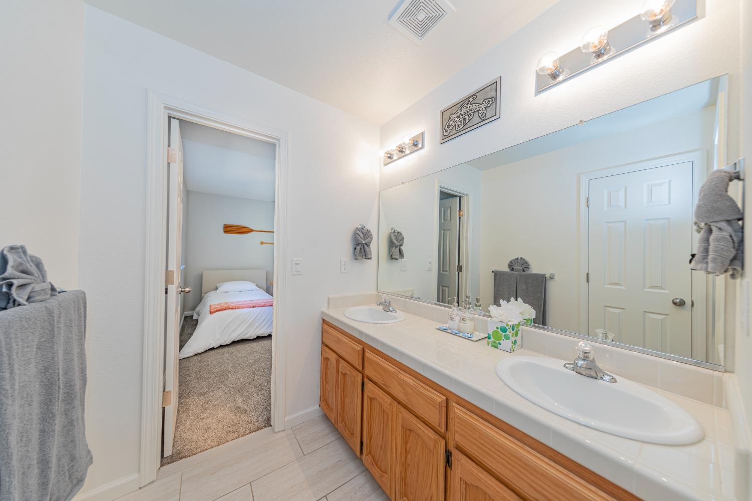 47180 Lookout Mountain Dr, Coarsegold, CA 93614