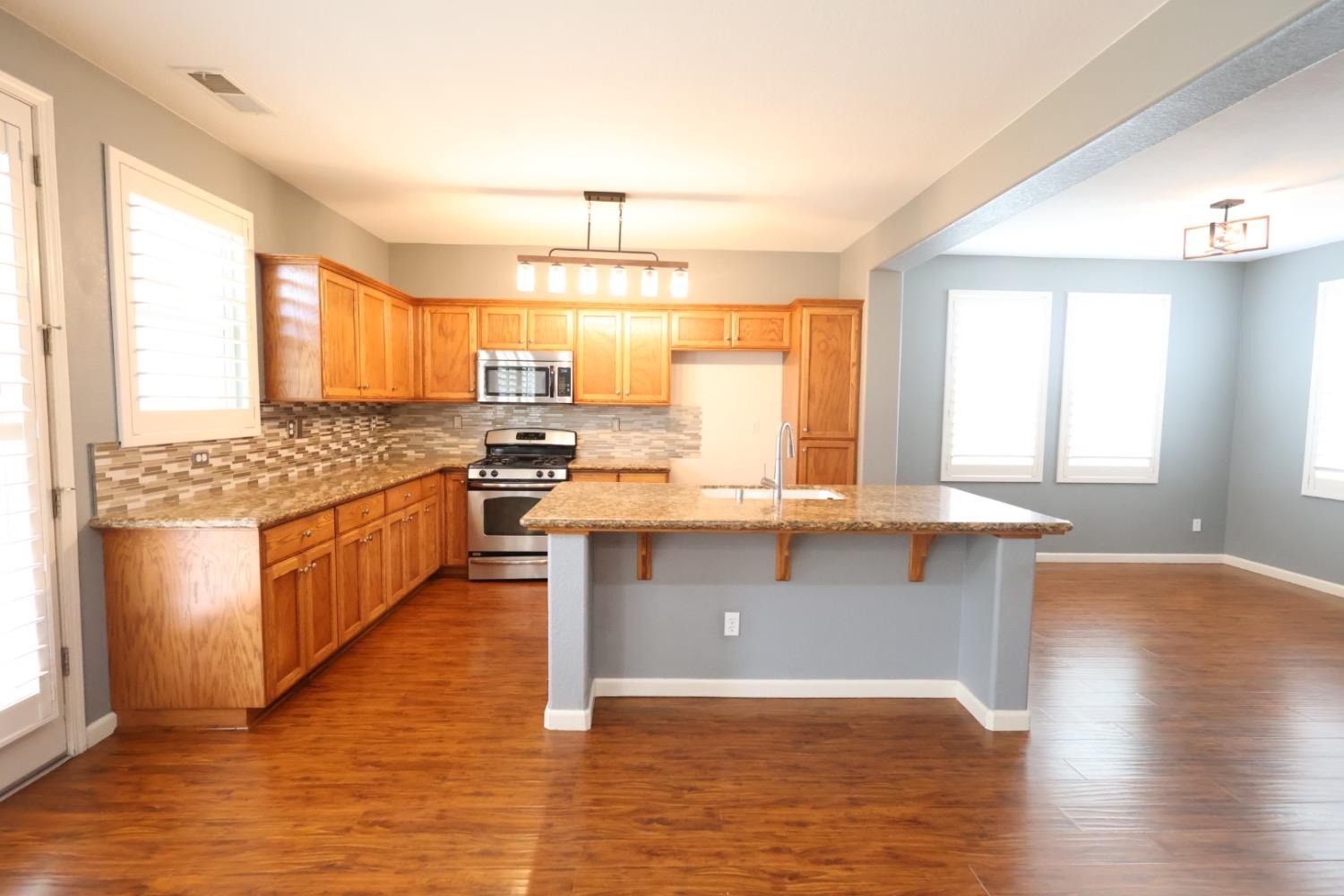 7369 E Garland Ave, Fresno, CA 93737