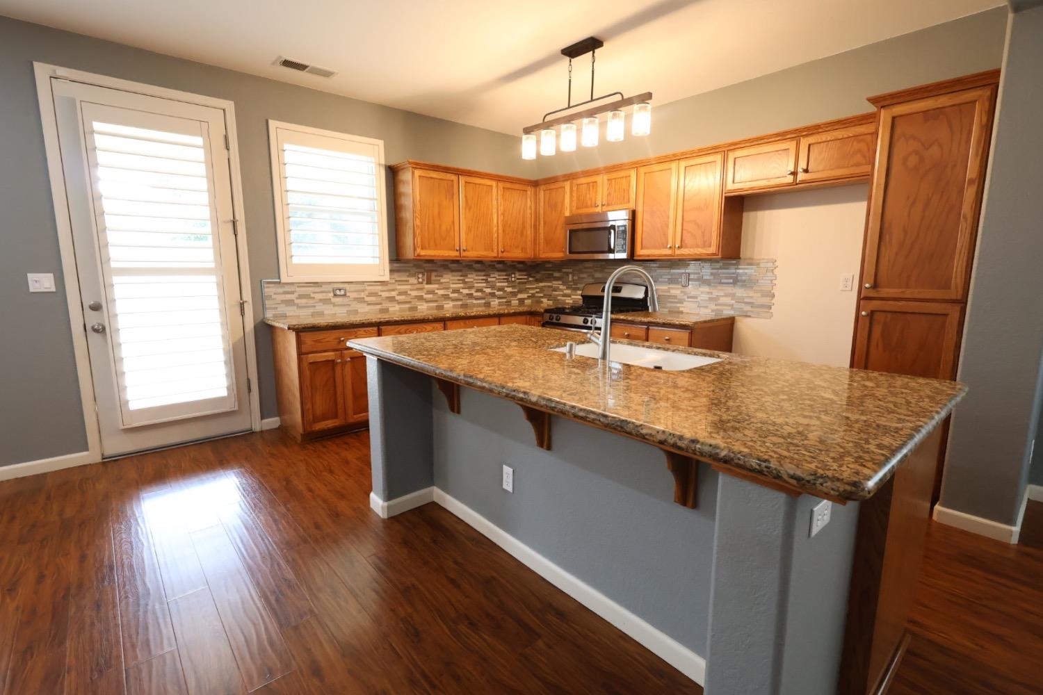 7369 E Garland Ave, Fresno, CA 93737