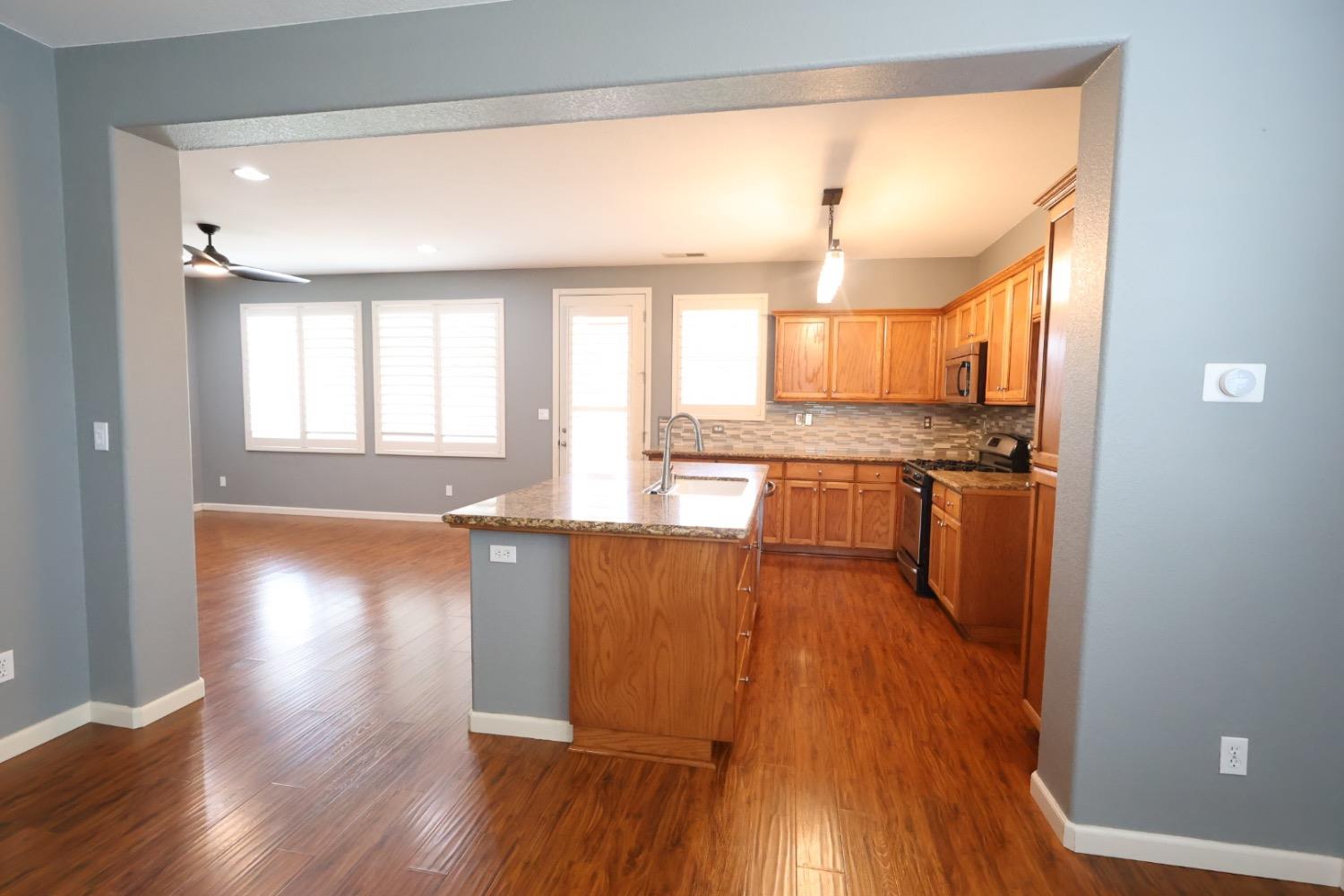 7369 E Garland Ave, Fresno, CA 93737