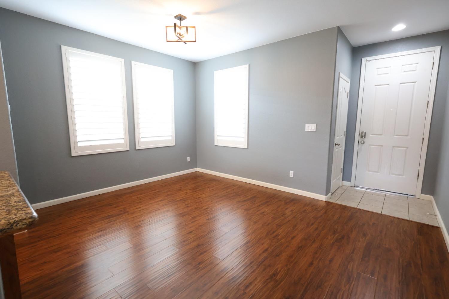 7369 E Garland Ave, Fresno, CA 93737