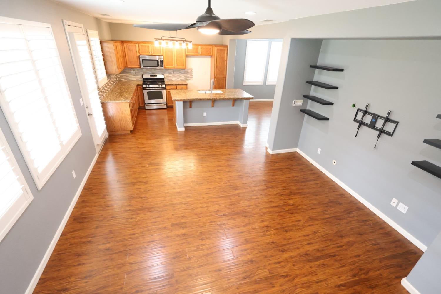 7369 E Garland Ave, Fresno, CA 93737