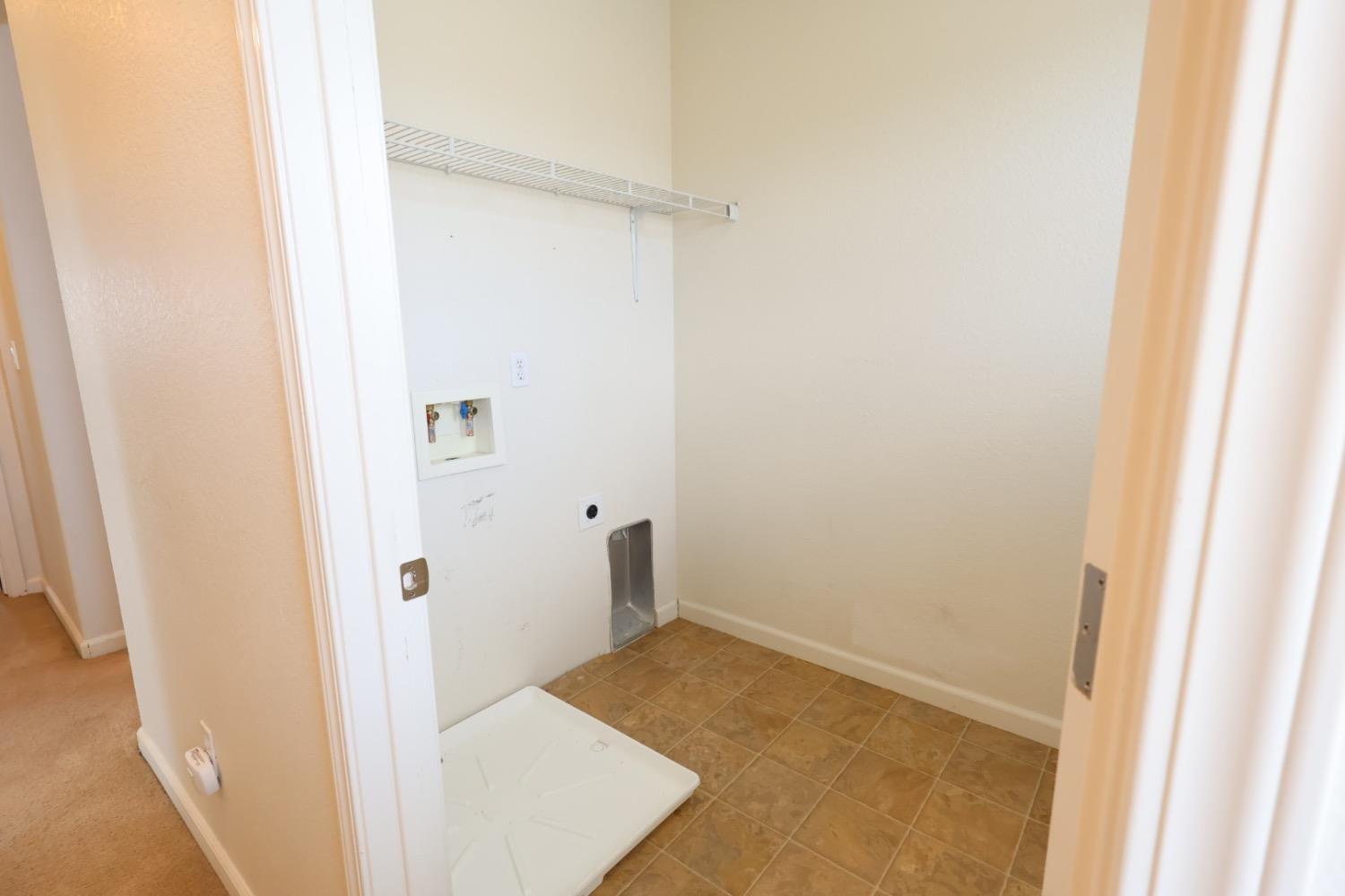 7369 E Garland Ave, Fresno, CA 93737