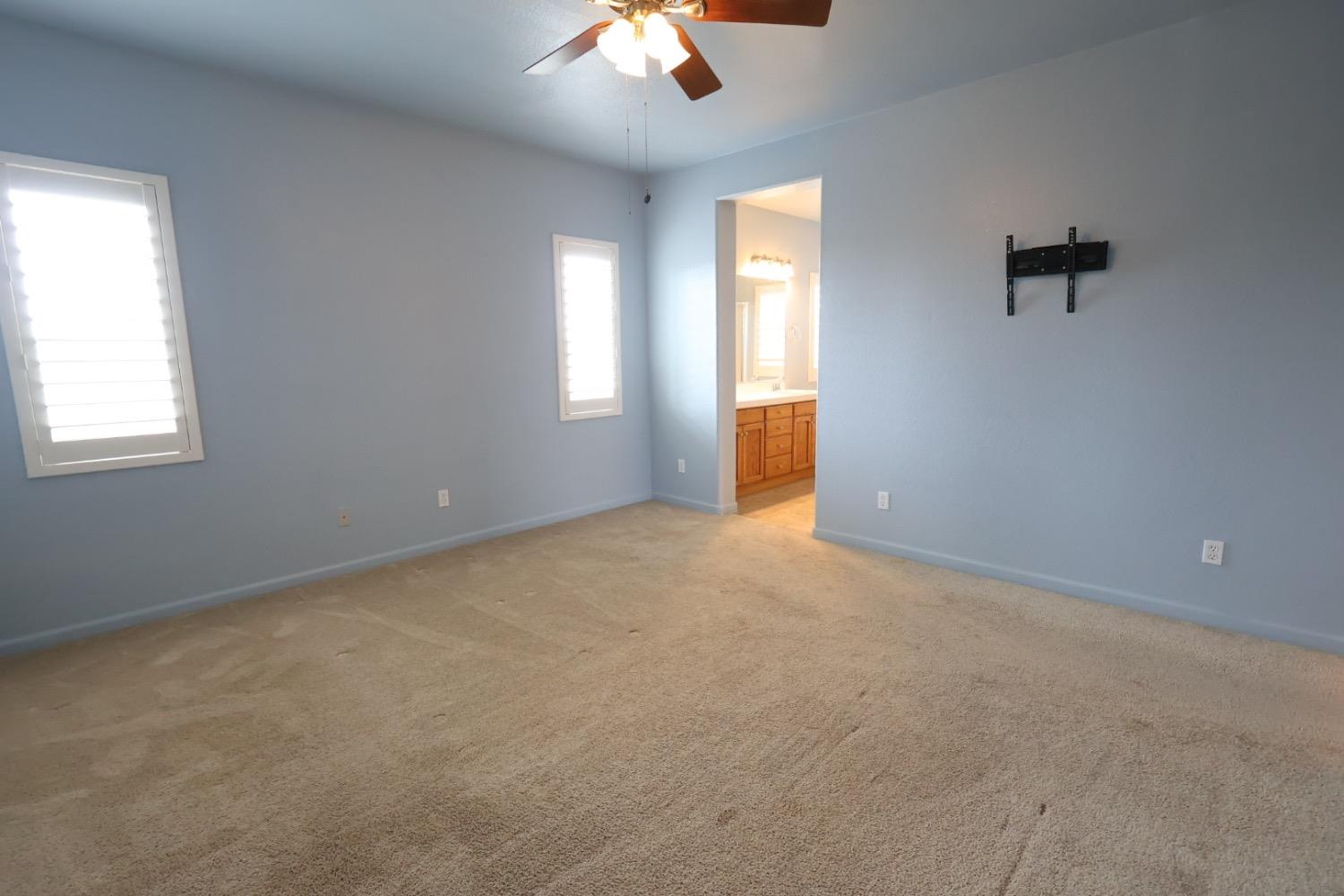 7369 E Garland Ave, Fresno, CA 93737