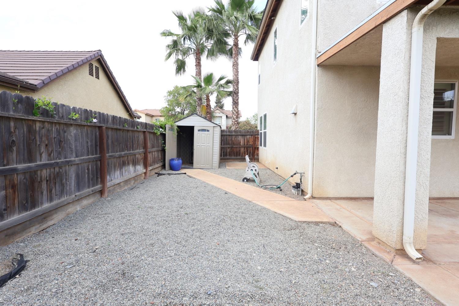 7369 E Garland Ave, Fresno, CA 93737