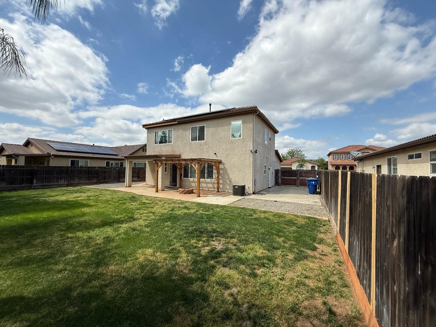 7369 E Garland Ave, Fresno, CA 93737