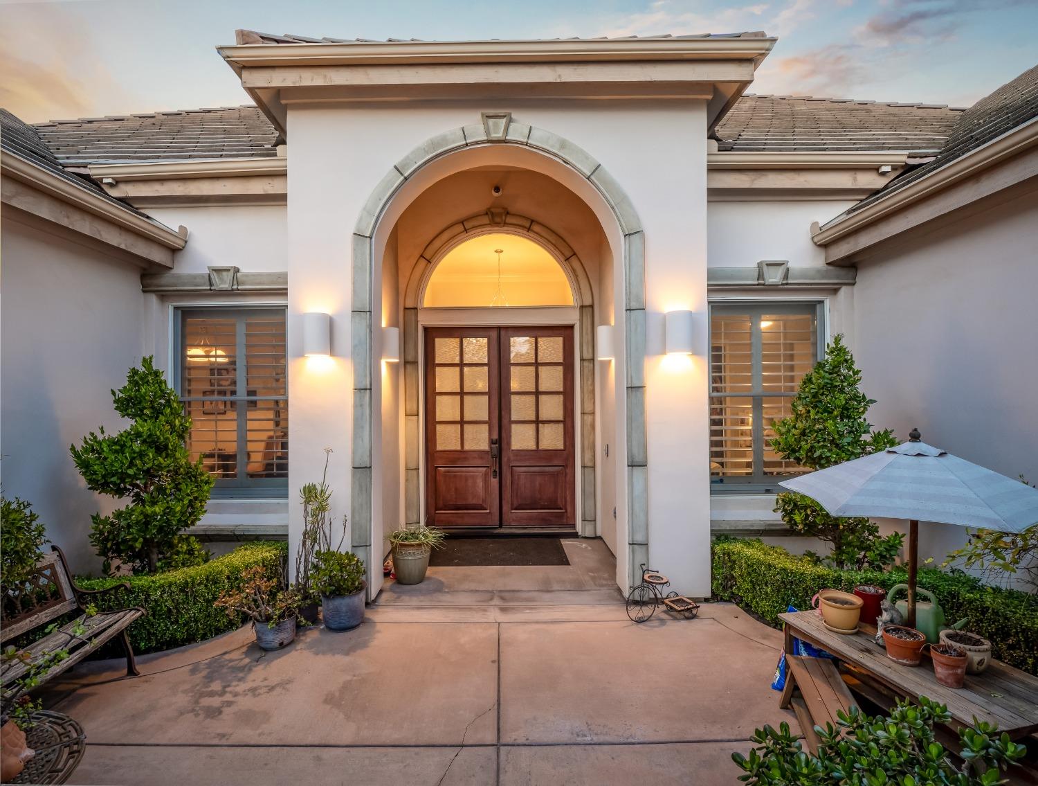 10640 N Old Course Dr, Fresno, CA 93730