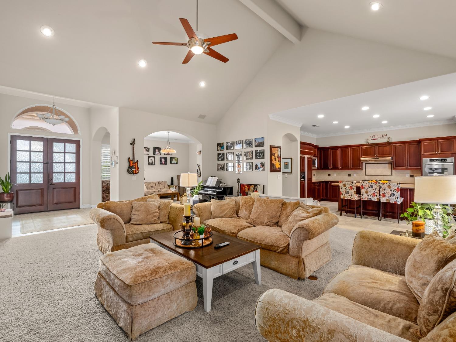 10640 N Old Course Dr, Fresno, CA 93730