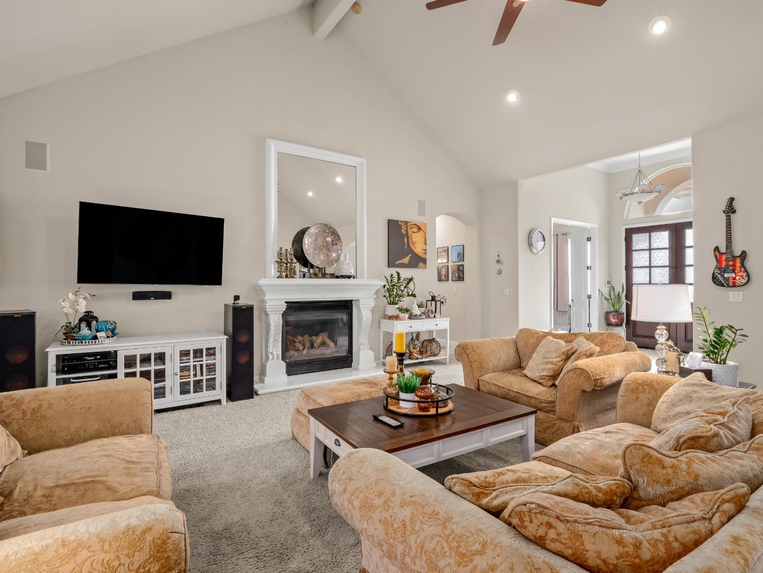 10640 N Old Course Dr, Fresno, CA 93730