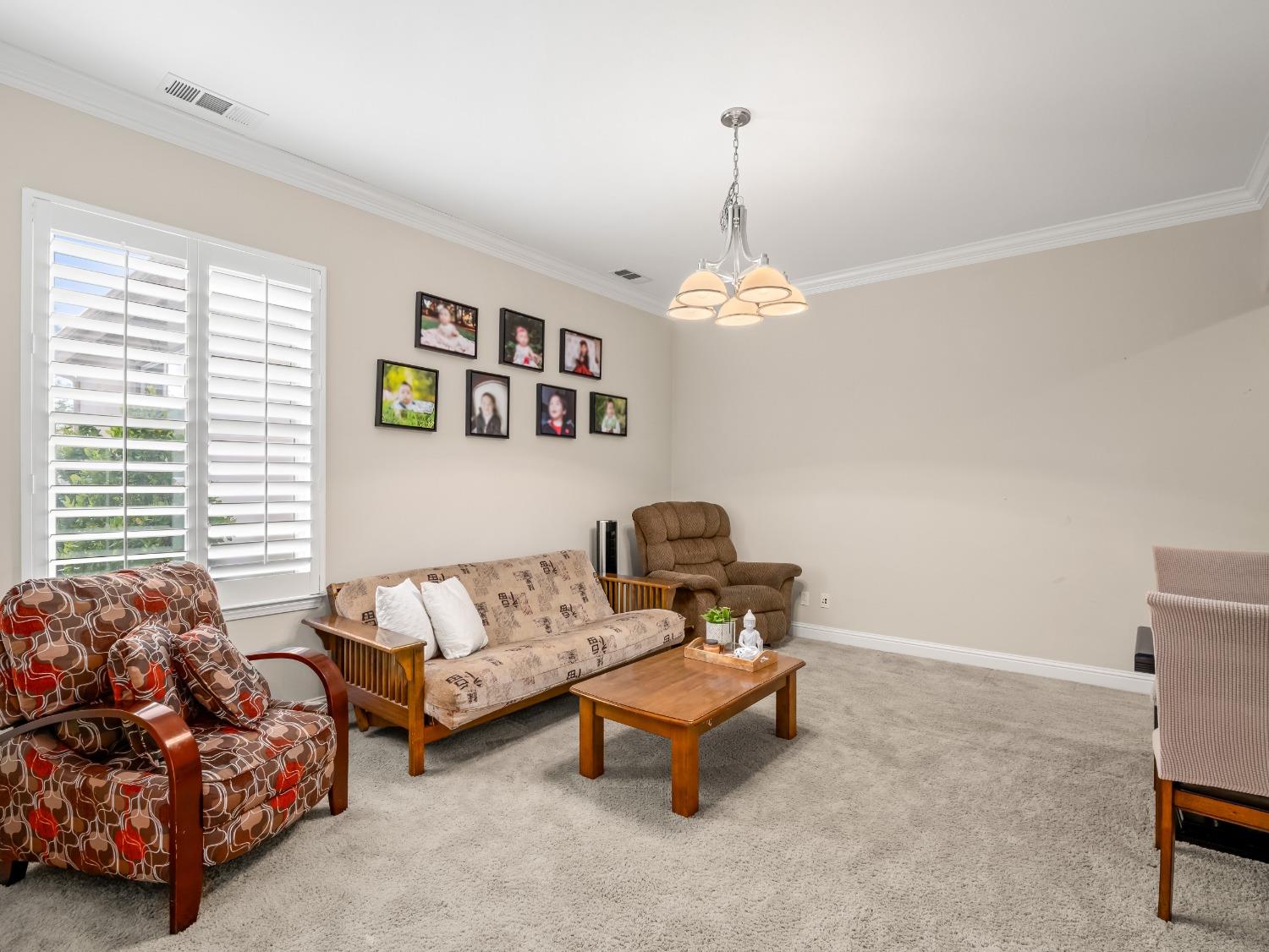 10640 N Old Course Dr, Fresno, CA 93730